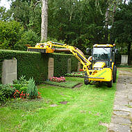 Gr&uuml;npflege mit dem Heckenprofi: effiziente All-in-one-L&ouml;sung