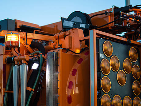 H&ouml;chste Sichtbarkeit f&uuml;r den Arbeitseinsatz mit den H&auml;nsch-LED-Kennleuchten