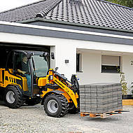 Maximale Kraft auf kleinstem Raum mit dem Sch&auml;ffer 2430 SLT