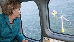 Merkel erklärt Netzausbau zur Chefsache