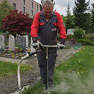 KECKEX: Wasser statt Gift bei der Wildkrautbek&auml;mpfung