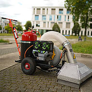 ZACHO zeigt auf demopark chemiefreie Wildkrautbekämpfung