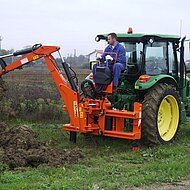 Neuer Profi-Heckbagger von VOGT 