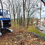 Gelände-Arbeitsbühnen: Stabilität und Sicherheit für herausfordernde Einsätze