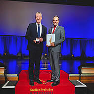 Traditions-Unternehmen erh&auml;lt Ehrenplakette &bdquo;Gro&szlig;er Preis des Mittelstandes&ldquo;