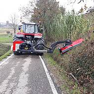 VOGT pr&auml;sentiert neuen DRAGONE FLEX Seitenmulcher f&uuml;r Front und Heck auf AGRITECHNICA 