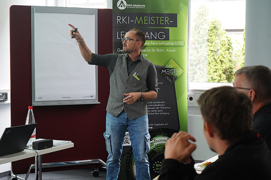 Erfolgreicher Start des RKI-Meister-Lehrgangs