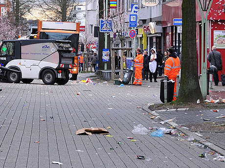 Herausforderung Straßenreinigung an Karneval