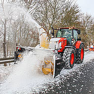 Kubota M7 im R&auml;umdienst &ndash; 1.300 Kubikmeter Schnee pro Stunde weggefr&auml;st