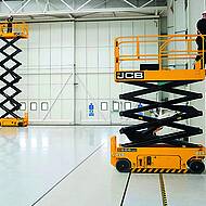 Gro&szlig;bestellung: 40 neue Scherenarbeitsb&uuml;hnen f&uuml;r BS Mietservice