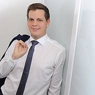 Drei gute Gr&uuml;nde: Genie&reg; Z&reg;-60/37 FE Hybrid Arbeitsb&uuml;hnen bei umfangreichem Malerprojekt in Bayern  