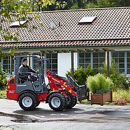 Weidemann pr&auml;sentiert auf der demopark neueste  Hoftrac&reg;-, Rad- und Teleskoplader-Modelle f&uuml;r den Kommunaleinsatz 