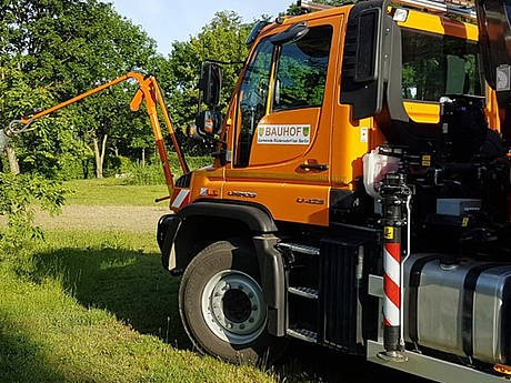 Gie&szlig;anlage von Ecotech zaubert bl&uuml;hende Blumenpracht in R&uuml;dersdorf 