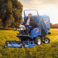 Neu von Iseki-Maschinen: Gro&szlig;fl&auml;chenm&auml;her mit gro&szlig;em Beh&auml;ltervolumen