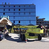 M&uuml;helose Eins&auml;tze mit den Arbeitsb&uuml;hnen von Schwenk 