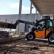 EFFIZIENT ARBEITEN MIT DEM NEUEN GIANT GT5048 TELESKOPLADER