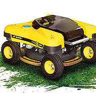 eCross Liner – erster vollelektrischer Spider-Böschungsmäher aus Speichersdorf