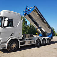 Asphalt-Transport durch passendes Dach-System und Ladetechnik von Amtec optimieren