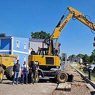 Wasserbauer Holger Roock setzt auf vielseitige Maschinen