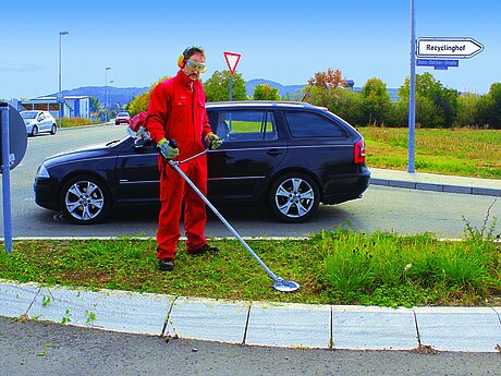 TIGER GmbH: RotoCut-Motorsense - Sicheres Freischneiden zertifiziert