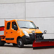 Opel stattet Movano mit BOSS Schneepflug aus 