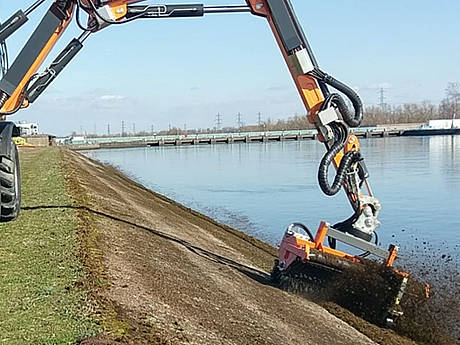 bema Arbeitsausr&uuml;stung f&uuml;r die Wildkrautbeseitigung