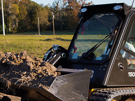 JCB Kompaktlader und Kompakt-Raupenlader