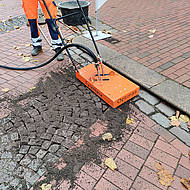 Mit Druckluft statt Magie: die Optimas Fugenhexe 