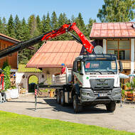 Traditionsunternehmen Mannes aus Mittenwald setzt auf Krantechnik 