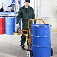 DENIOS Fasskarre SECU Comfort &ndash; ergonomischer als gefordert