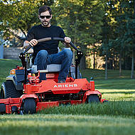 Ariens Apex 52: 20 Prozent schneller arbeiten mit der neuen M&auml;her-Generation