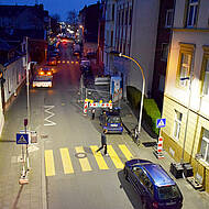 Mobile LED-Beleuchtung f&uuml;r tempor&auml;re Fu&szlig;g&auml;nger&uuml;berwege