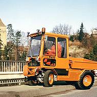 50 Jahre Boschung PONY: Jubil&auml;um f&uuml;r den Pionier der multifunktionalen Ger&auml;tetr&auml;ger