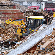 JCB: Baggerlader und Generatoren f&uuml;r Nepal