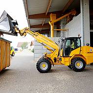 Sch&auml;ffer Maschinenfabrik : Drei Teleradlader im Hackschnitzel-Einsatz