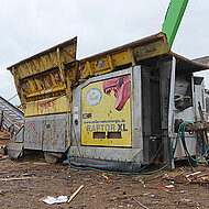 Inbetriebnahme des leistungsstarken Zerkleinerers TITAN von ARJES