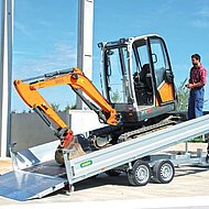 Anh&auml;nger Zentrale Herb mit neuem Anh&auml;nger DUO im Programm