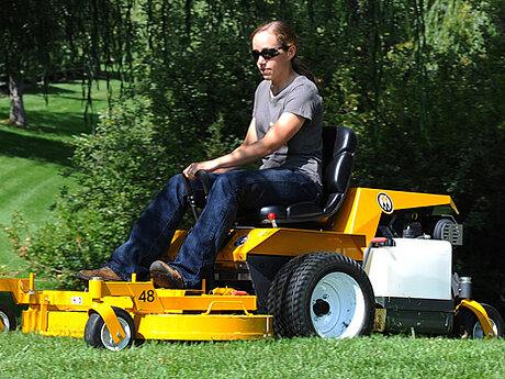 Walker Mowers: Neue Modelle und neu &uuml;berabeitete Linie.