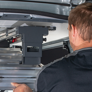 Gepackt bis unters Dach: Himmel im Mittelpunkt