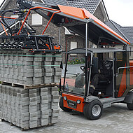 Kein Drehzahlverlust - Die neue Optimas H 99 Pflasterverlegemaschine 