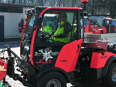 Neue Kompaktger&auml;tetr&auml;ger auf der Holder-Roadshow