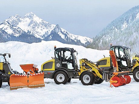 Winterdienst mit Rad- und Teleskoplader von Wacker Neuson 
