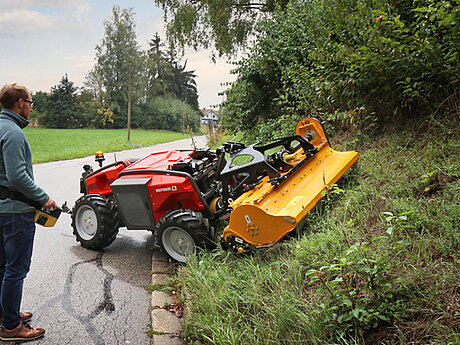 REFORM Metron P48 RC &ndash; ferngesteuerter Ger&auml;tetr&auml;ger mit Hybridantrieb