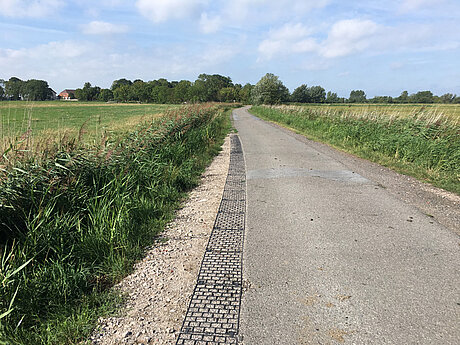 Ritter Landscaping: Stra&szlig;enbankette schnell und sicher befestigen