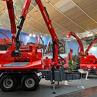 Hackerhersteller pr&auml;sentiert auf AGRITECHNICA Schlagkr&auml;ftiges