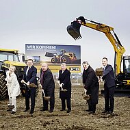Spatenstich f&uuml;r neue JCB Deutschlandzentrale in Frechen