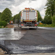 Neue Bitumenvorspritzmaschine für die Fahrner Bauunternehmung GmbH