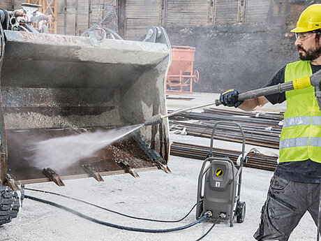 Neue Mittelklasse-Hochdruckreiniger im Cage-Design von K&auml;rcher
