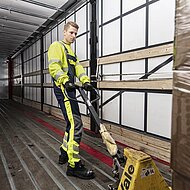 Strapazierf&auml;hige Arbeitsbekleidung f&uuml;r Profis