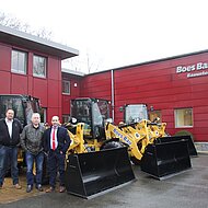 Als Full-Liner greift Boes Bau auf Cat Radladertrio zur&uuml;ck